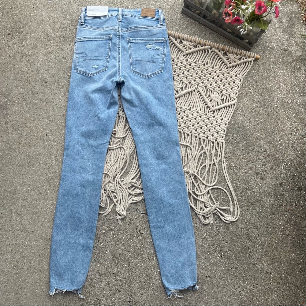 NWT American Eagle High Rise Distressed Jeans Size 00 - Picture 5 of 7